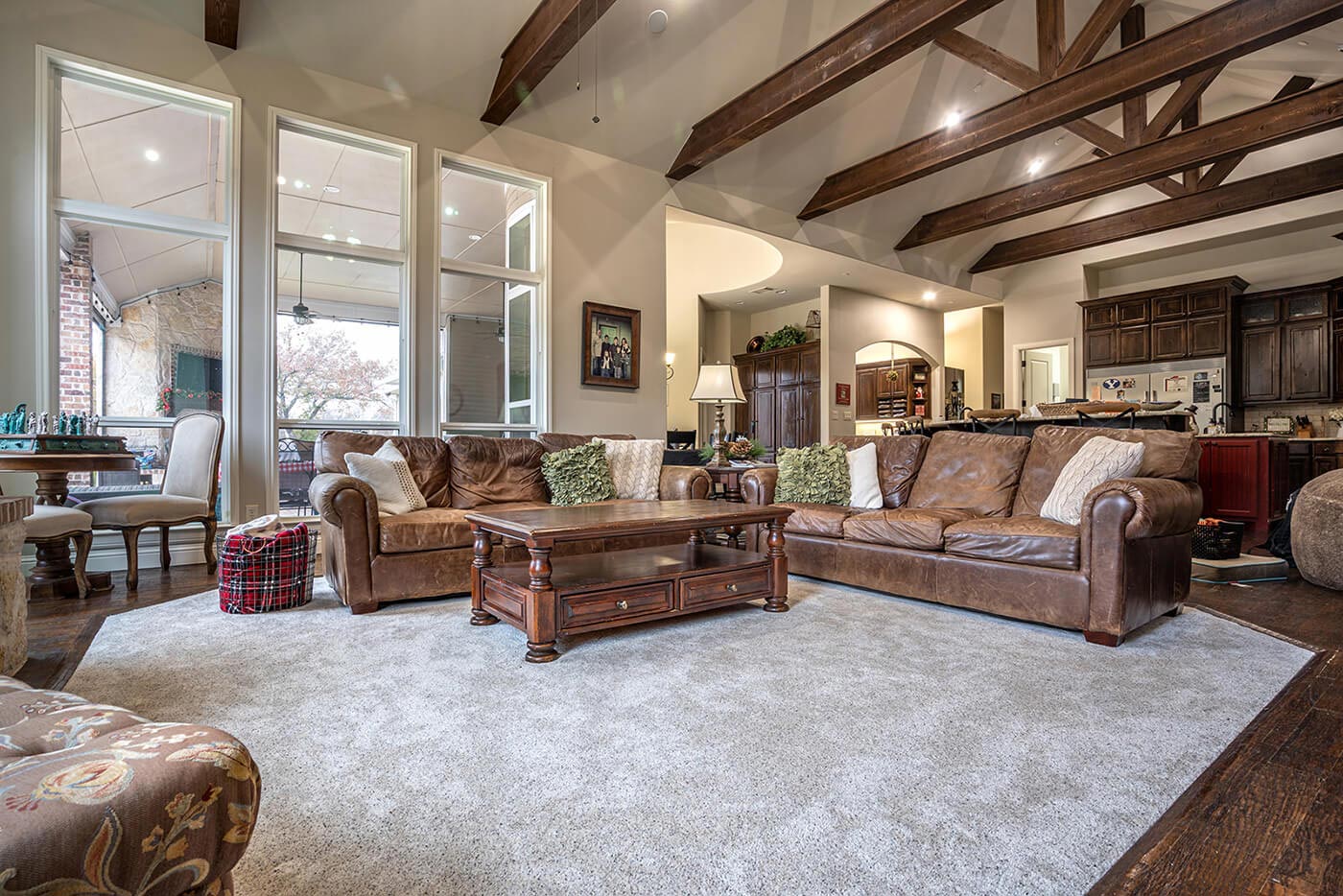 Living room carpet flooring | All American Flooring